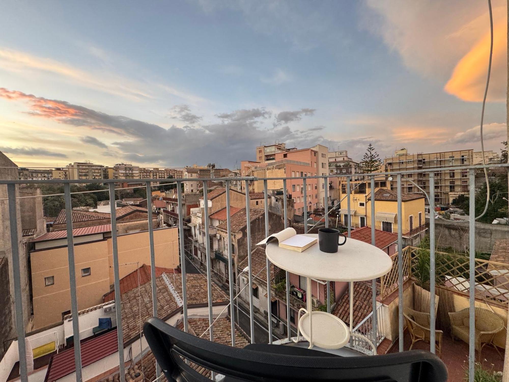 Attico Agora - Elegante Duplex Nel Cuore Di CTA Exterior foto